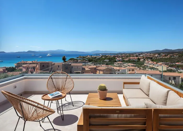 Apartamento Terrazza Pascoli In Golfo Aranci- Sea View Apt!